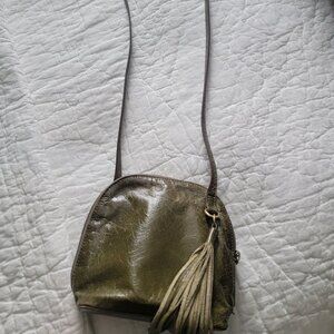 Crossbody purse